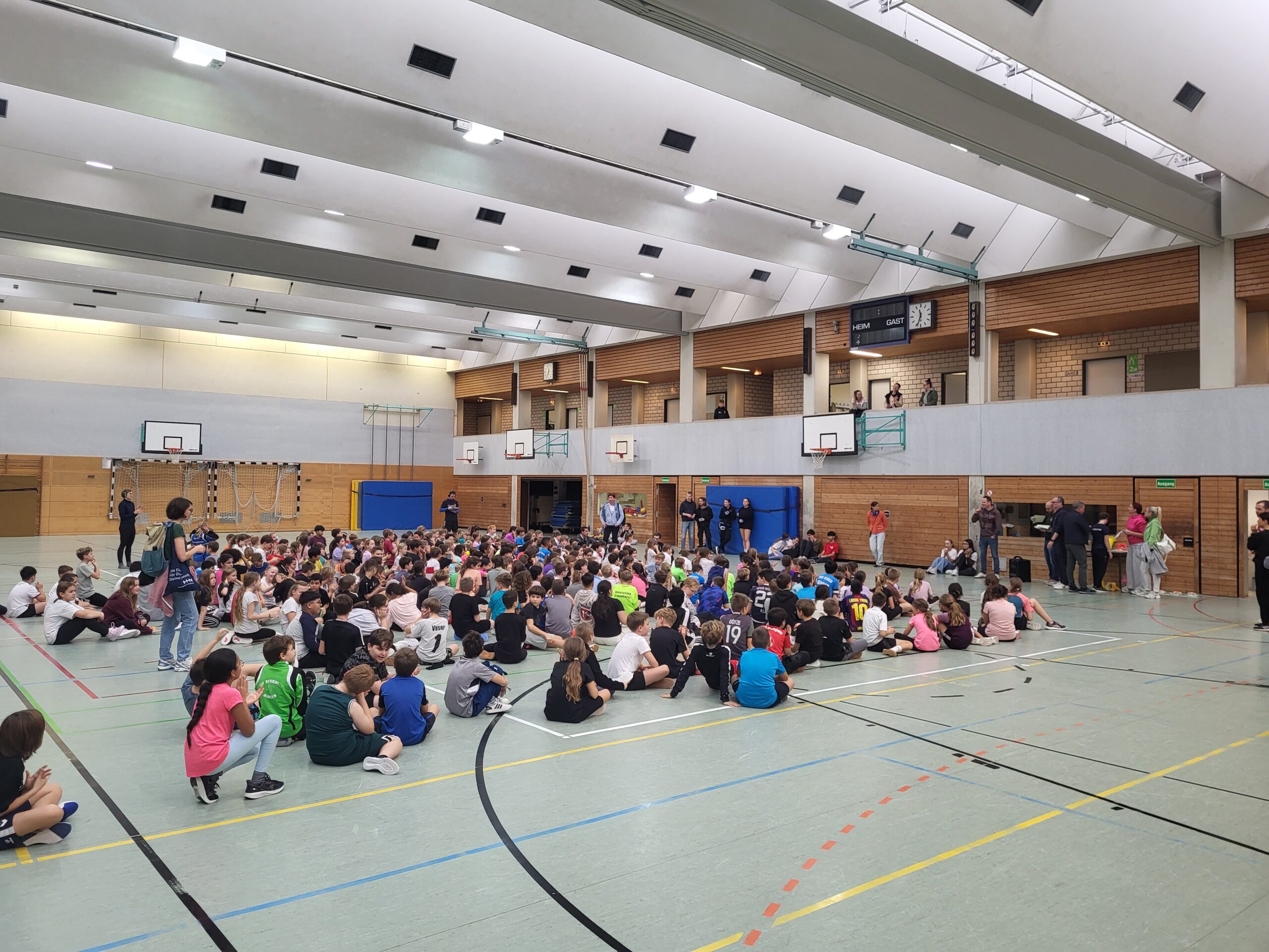 Beitragsbild für “Auflage des Völkerballturniers der Besigheimer Schulen: 5b des CSG triumphiert”